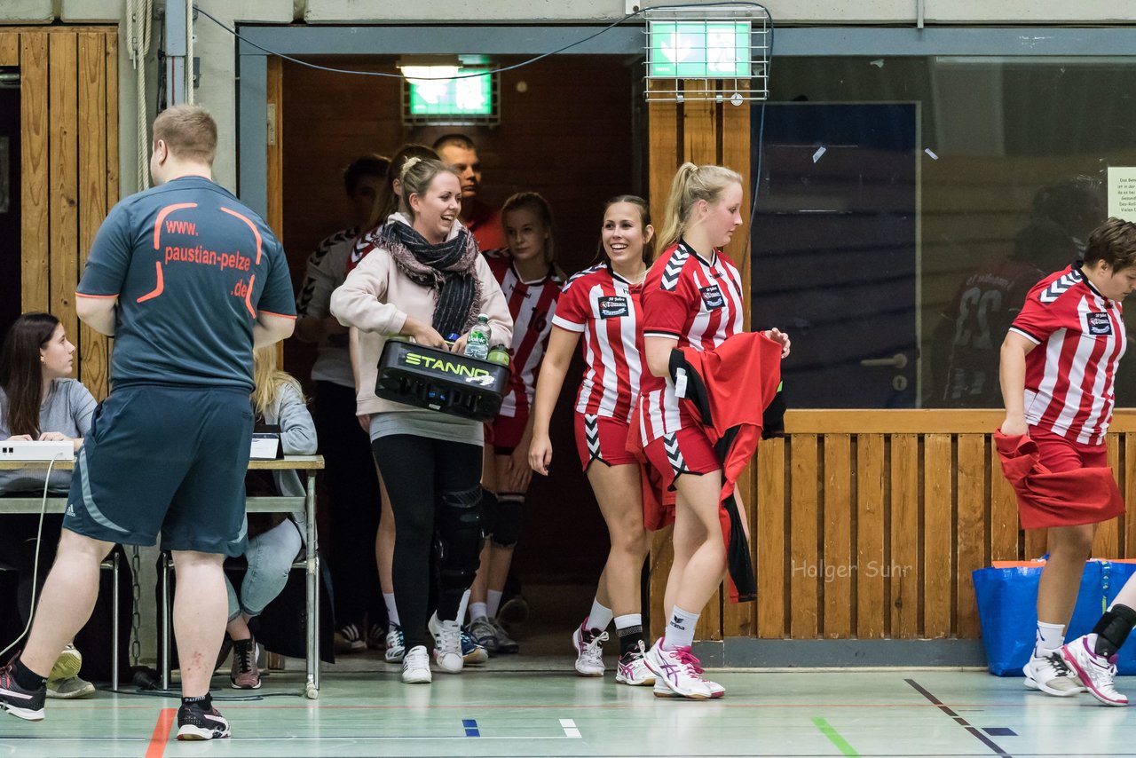 Bild 137 - Frauen Bramstedter TS - TSV Wattenbek 2 : Ergebnis: 20:24